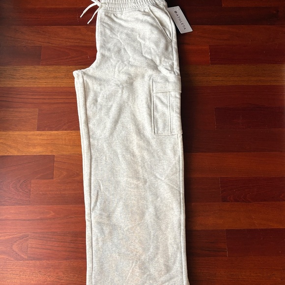 Athleta Easy Fleece Straight Heather Gray Cargo Wide Leg Pants - NWT - Picture 7 of 14